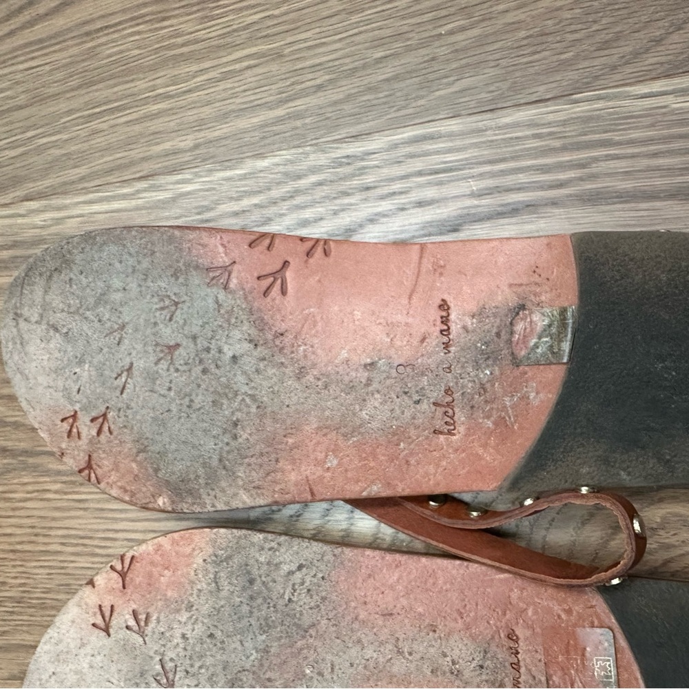 Beek Lorikeet Sandal - Picture 6 of 6